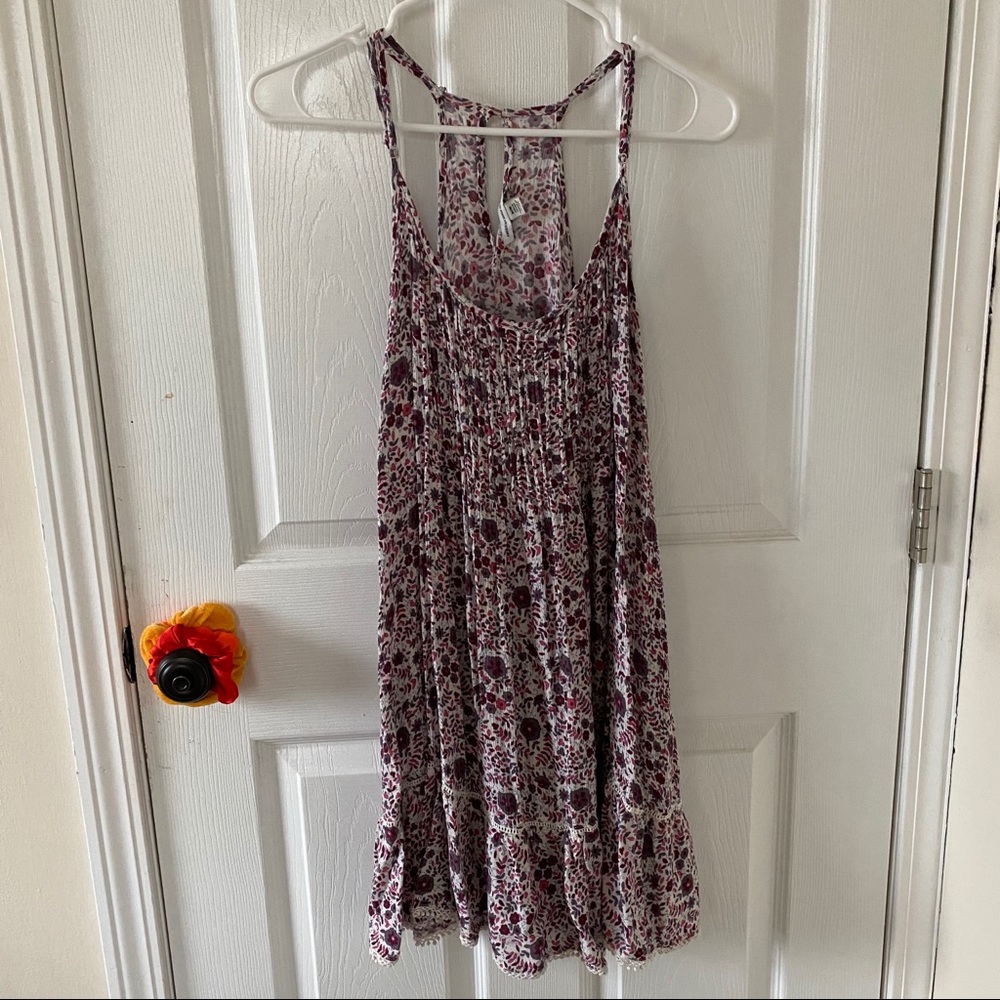 Spring dress - Picture 2 of 3